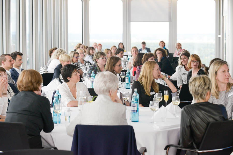 Innovation Summit 2016 – WOMEN SPEAKER FOUNDATION und Deutsche Bahn