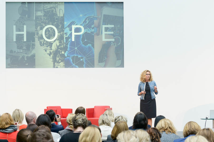 Innovation Summit 2016 – WOMEN SPEAKER FOUNDATION und Deutsche Bahn